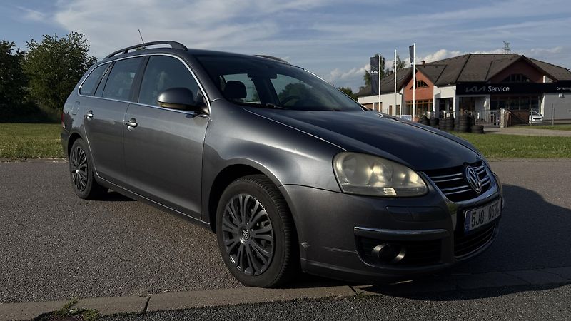 Volkswagen Golf Variant (2008) 2.0TDI DSG 103KW  - fotka 5 z 18
