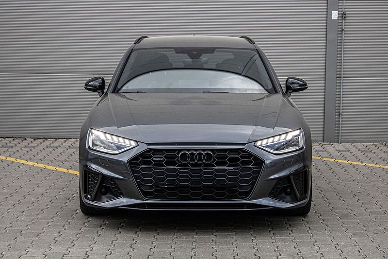Audi A4 - fotka 2 z 35