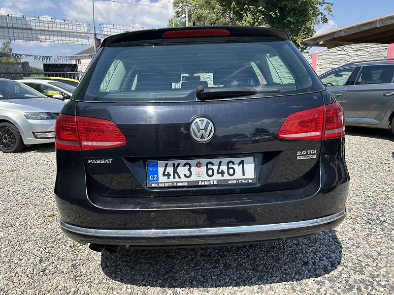Volkswagen Passat (2014) 2.0 TDi 103 KW DSG - fotka 8 z 35