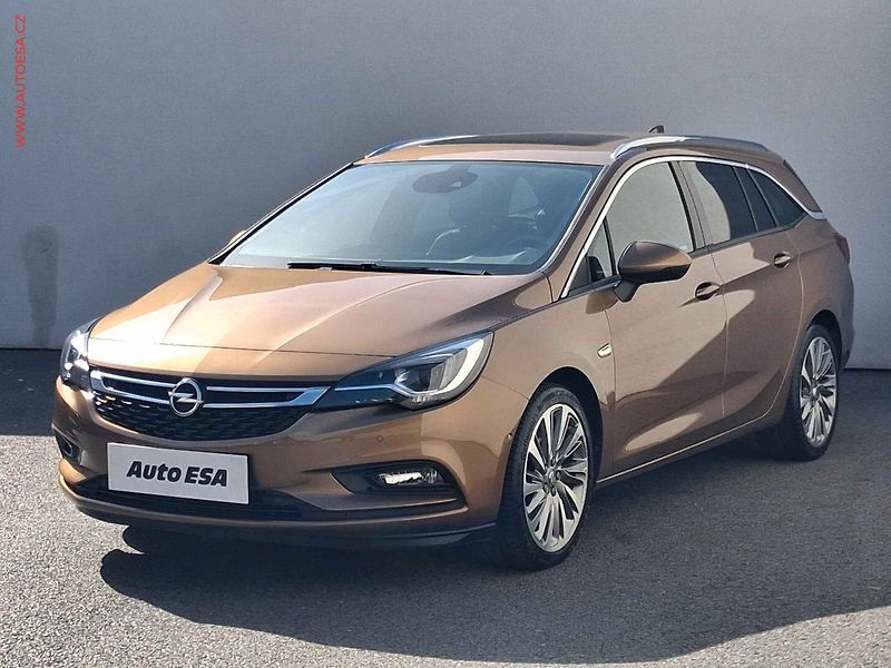 Opel Astra (2016) 1.6 CDTi SportsTourer, LED - fotka 3 z 22