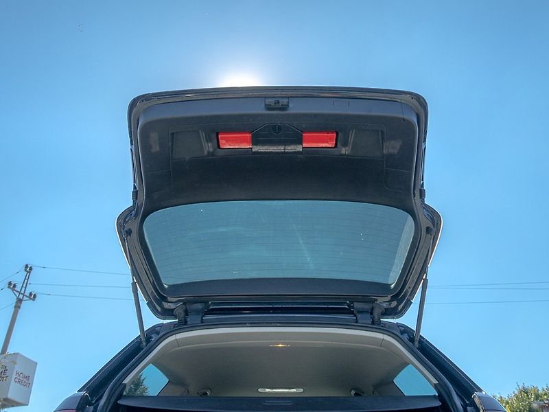 Volkswagen Passat (2012) 2.0TDI 103KW CR DSG – NAVI - fotka 46 z 52