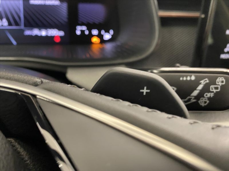 Škoda Scala 1,0 TSI 85kW DSG Top Selection - fotka 21 z 29