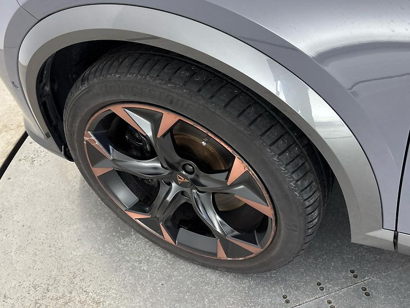 Cupra Formentor VZ DSG - fotka 28 z 28