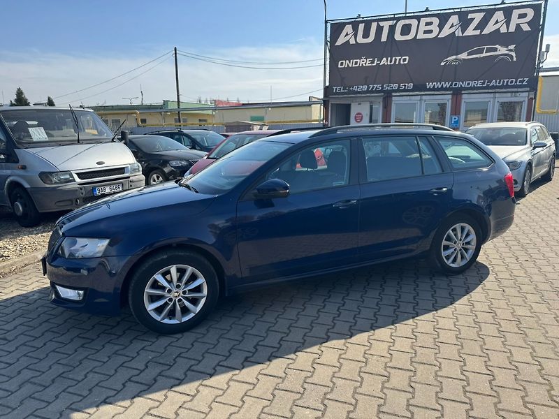 Škoda Octavia (2014) 1,6 TDI 77 KW TAŽNÉ KOLA - fotka 3 z 41