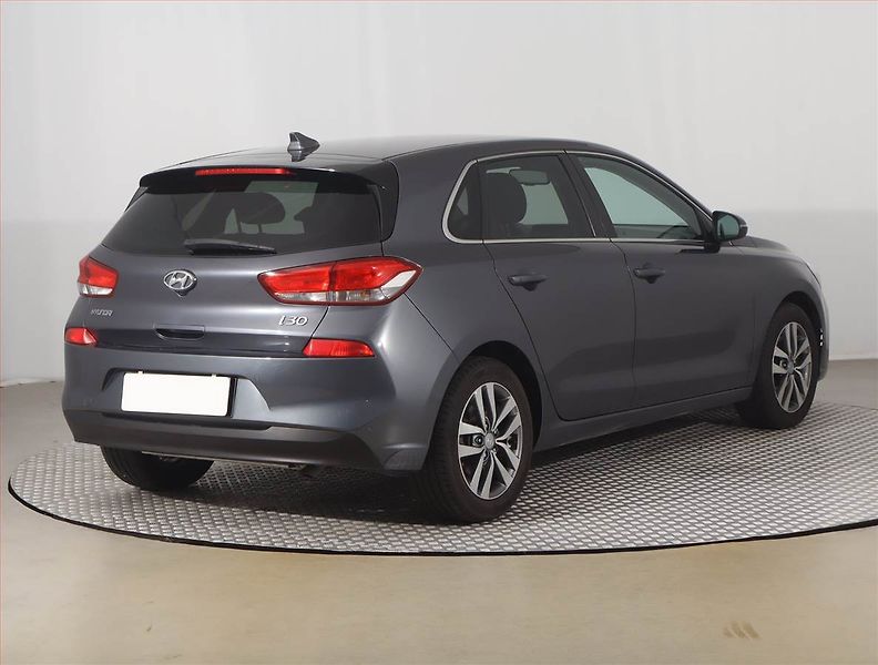 Hyundai i30 (2020) 1.4 T-GDI, Serv.kniha - fotka 5 z 21