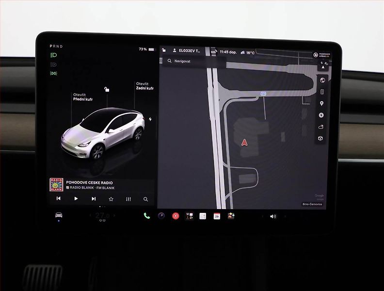 Tesla Model Y (2022) Long Range AWD 75kWh, SoH 97% - fotka 11 z 19