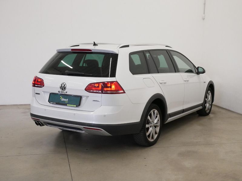 Volkswagen Golf - fotka 2 z 6