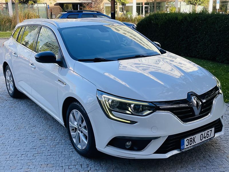 Renault Mégane 1.5dCI MANUÁL TAŽNÉ SERVISKA - fotka 8 z 44