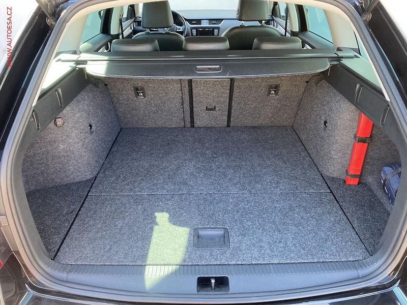 Škoda Octavia (2014) 1.6 TDi, Elegance, bixen - fotka 7 z 19