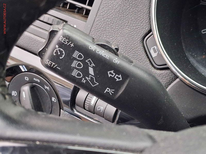 Škoda Yeti (2014) 1.4 TSi, L&K, DSG, bixen, - fotka 15 z 20