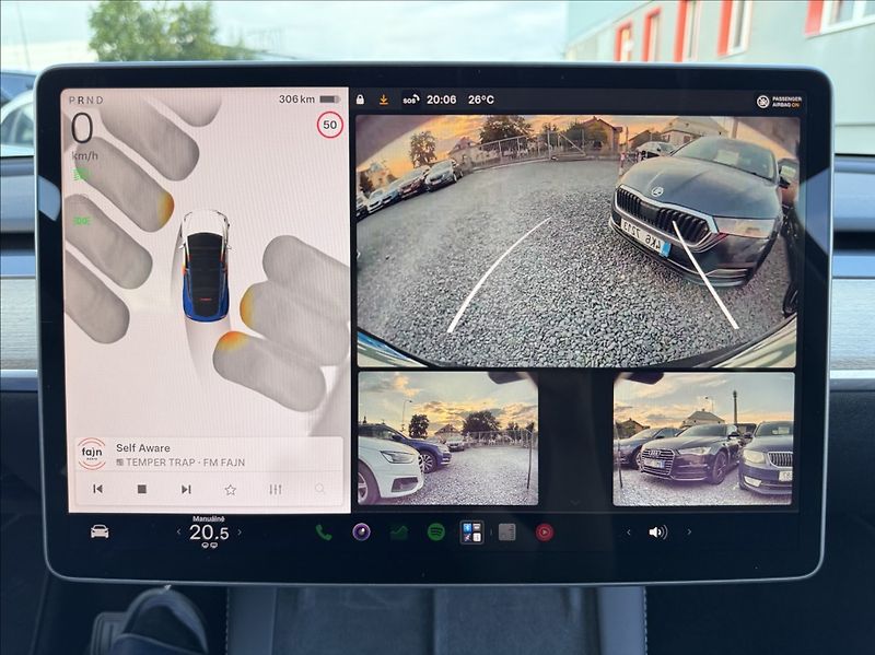 Tesla Model Y 0,0 RWD SoH 94% - fotka 47 z 50