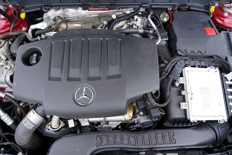 Mercedes-Benz GLB 200d 4Matic/AMG/AT/150 PS/Led - fotka 10 z 41