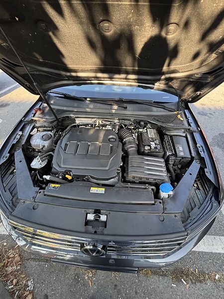 Volkswagen Passat Variant (2020) Zdravím všechny prodám Passat  - fotka 4 z 4