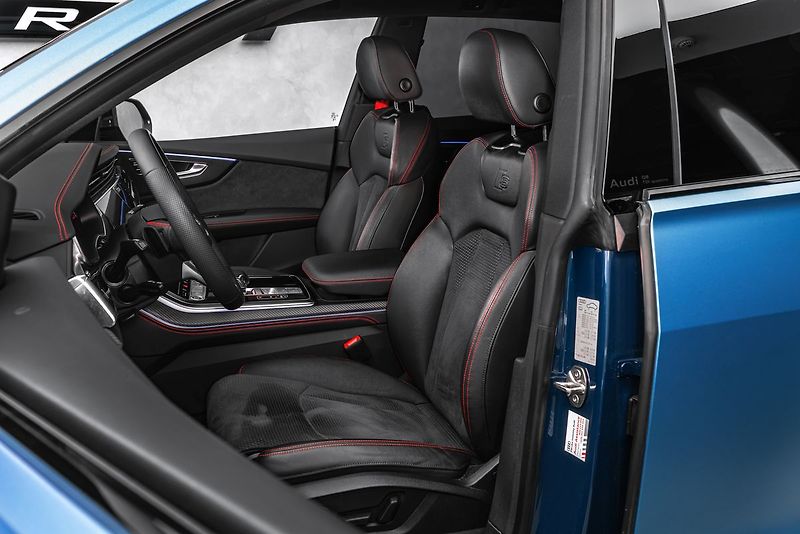Audi Q8 50TDI Q S-line Matrix Vzduch B - fotka 14 z 27
