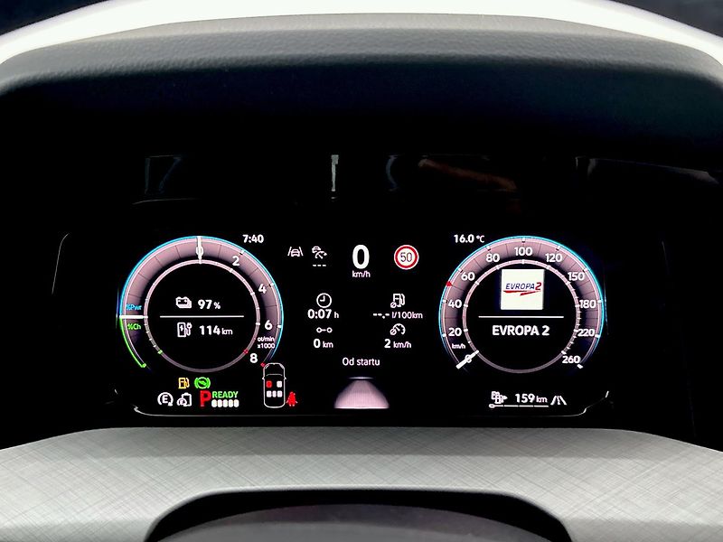 Volkswagen Golf (2025) Hatchback - fotka 11 z 28