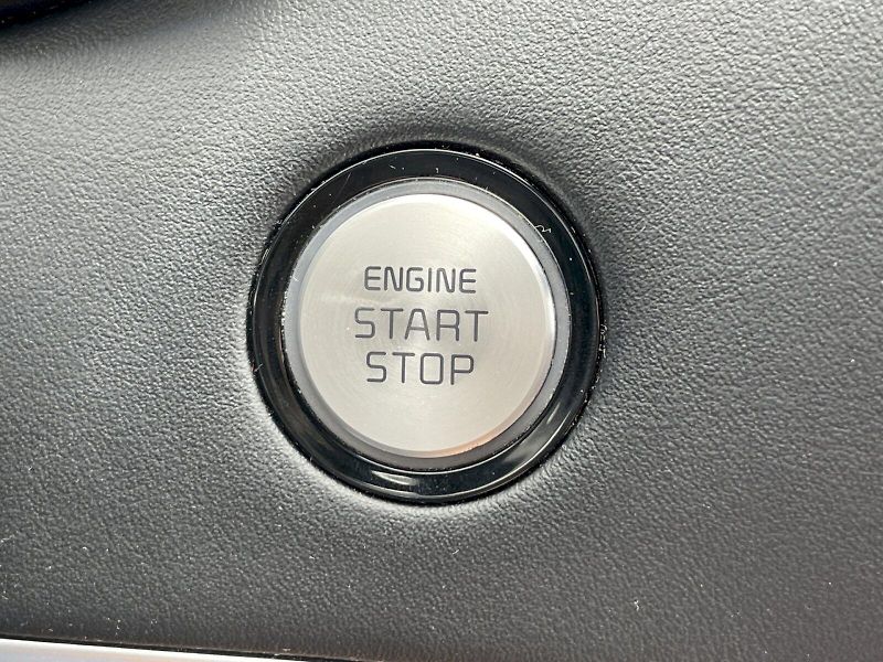 Kia Stinger (2017) 3.3 GT 272 kW 4x4 Automat - fotka 11 z 33