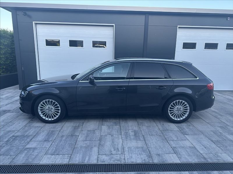 Audi A4 3,0 TDI 204PS  Ambiente A/T - fotka 9 z 49