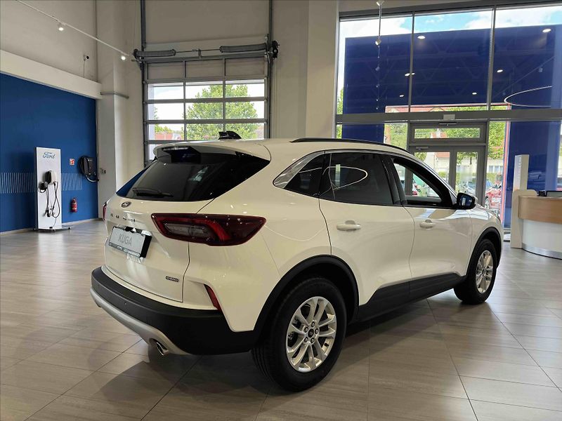 Ford Kuga (2026) 2,5 Duratec HEV 132 kW/180 kon - fotka 6 z 17