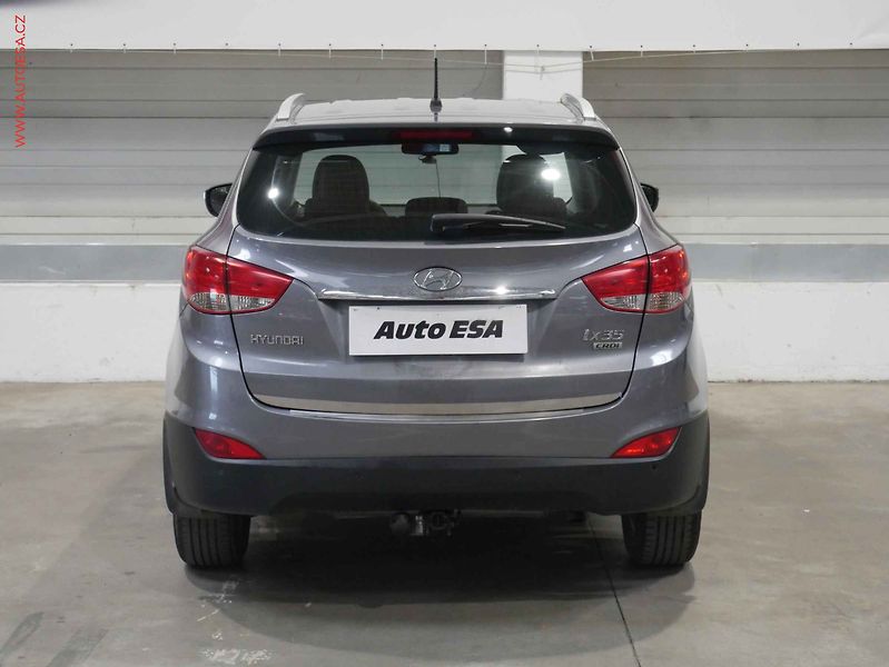 Hyundai ix35 (2011) 1.7CRDI, ČR, servis.kniha, AC - fotka 5 z 23