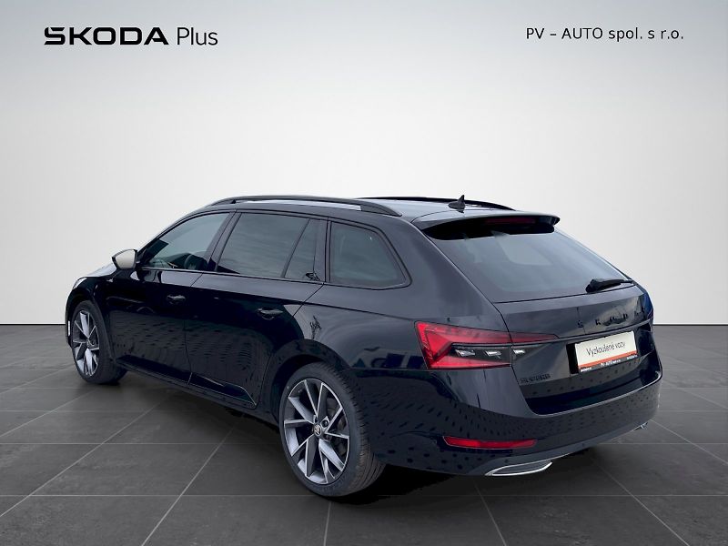Škoda Superb (2022) Sportline 2.0 TDI 147kW DSG - fotka 30 z 35