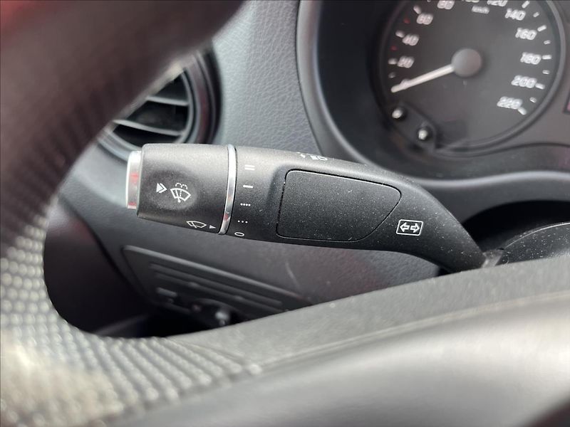 Mercedes-Benz Vito 1,8 110CDi LONG KLIMA ČR1M DPH - fotka 19 z 36