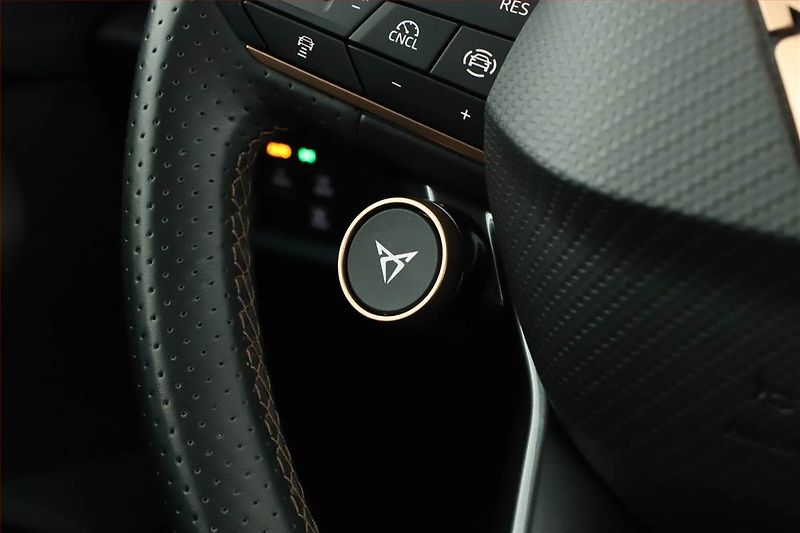 Cupra Formentor (2024) 1.5 TSI - fotka 21 z 27