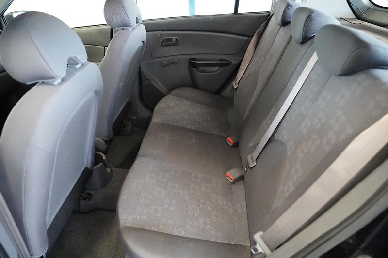 Kia Rio - fotka 21 z 22