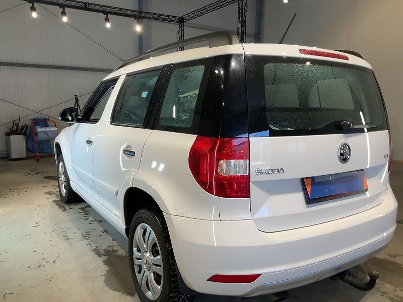 Škoda Yeti (2016) 1.2 /81kW - fotka 2 z 16