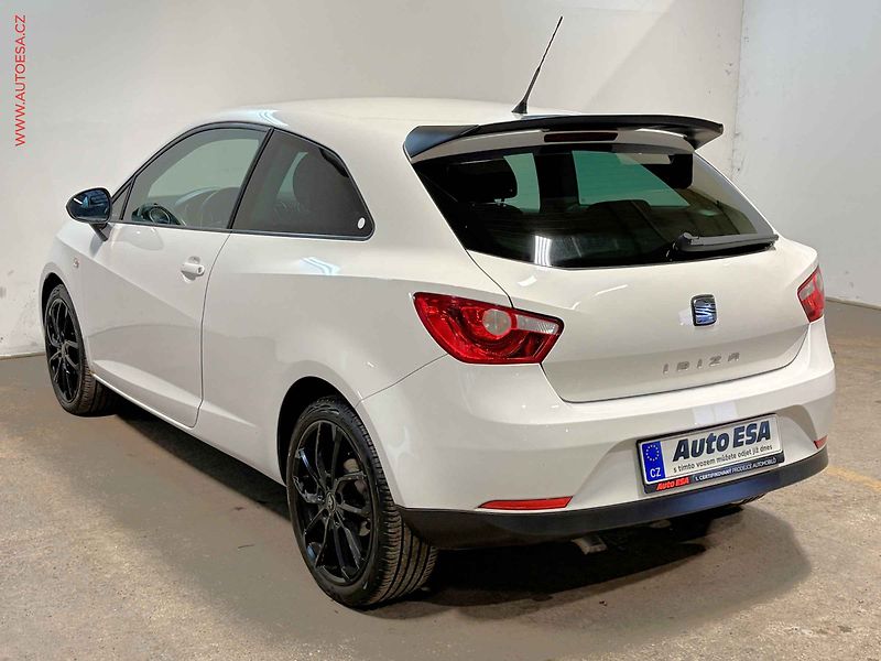 Seat Ibiza (2009) 1.6i, 1.maj, AC, temp - fotka 6 z 13