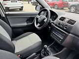 Škoda Fabia (2014) 1.2HTP Active Klima Tažné Z. - náhled 13