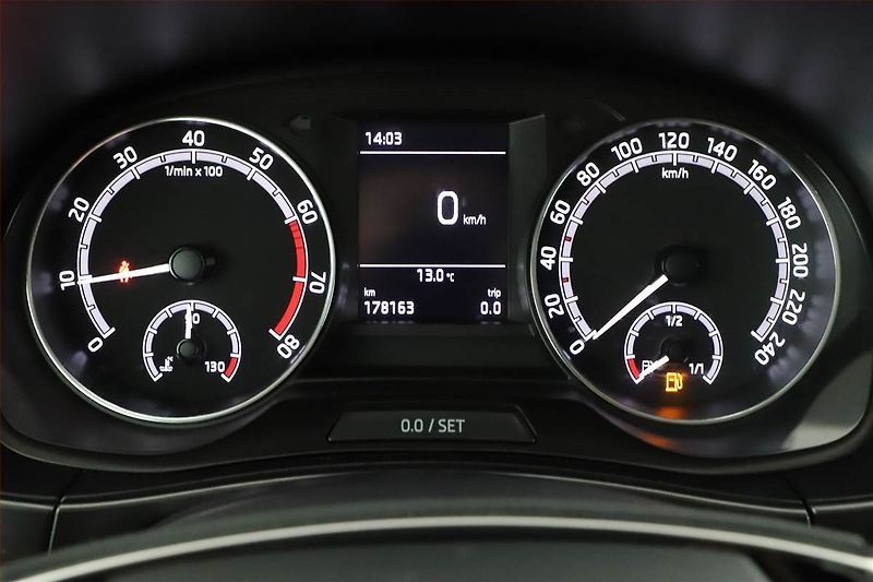 Škoda Fabia (2020) Style Plus 1.0 TSI, Serv.kniha - fotka 8 z 17