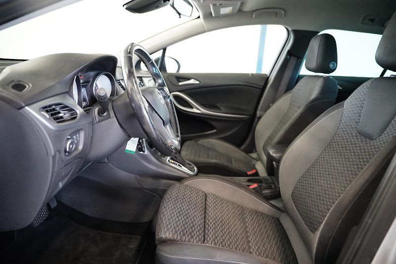 Opel Astra - fotka 12 z 26