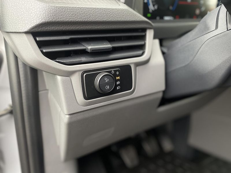 Volkswagen Transporter 2,0 TDI 110 kW - fotka 25 z 28