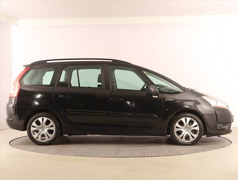 Citroën C4 Picasso (2007) 1.6 HDi, Automat, 7 míst - fotka 6 z 21