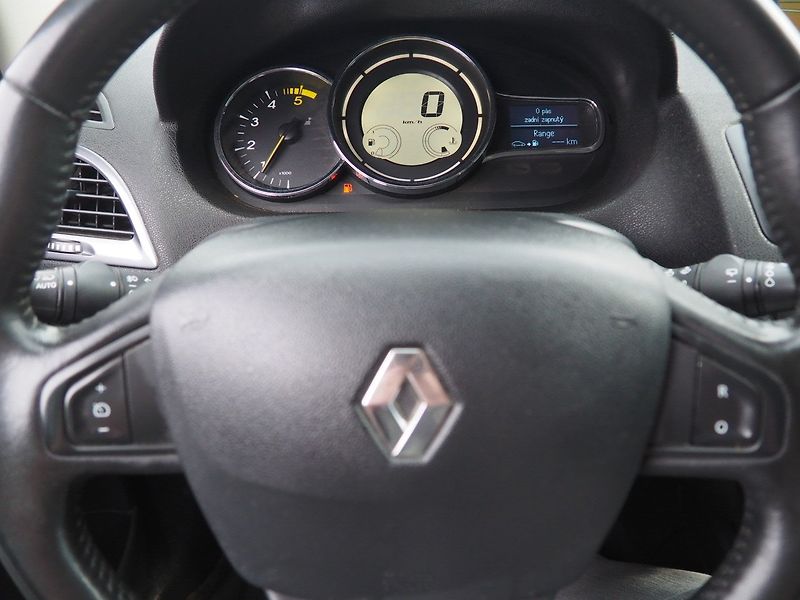 Renault Mégane (2015) 1.6 dCi, 96 kW, Limited - fotka 20 z 32