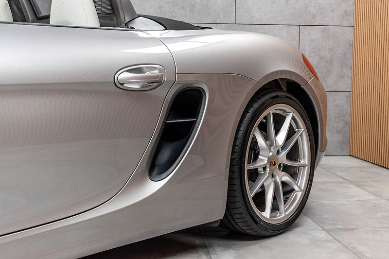 Porsche Boxster 981 2.7 195kW PDK *BOSE*ČR* - fotka 40 z 46