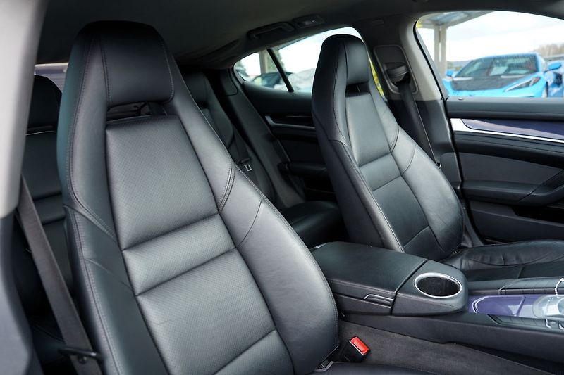 Porsche Panamera 3.6 V6/300PS/kůže/AT/xenony - fotka 26 z 37