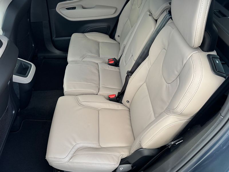 Volvo XC90 T8 PLUS, VENTILACE, VZDUCH, 36 - fotka 12 z 21