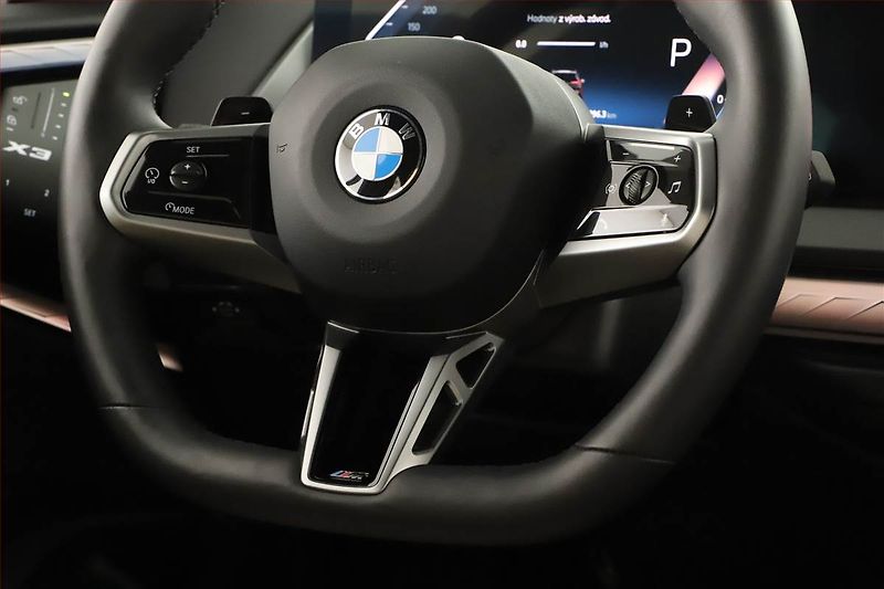 BMW X3 (2025) 20 xDrive - fotka 20 z 26