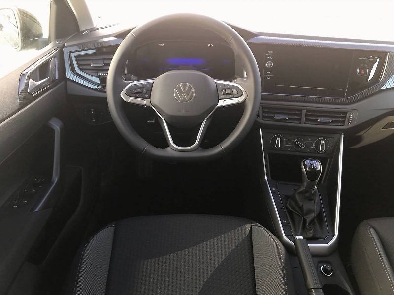 Volkswagen Polo (2025) People 5G 1,0TSi - fotka 6 z 8