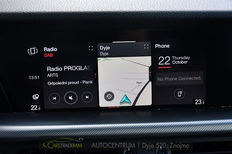 Alfa Romeo Stelvio 2,2D 154kW VELOCE AT8-Q4  - fotka 37 z 53