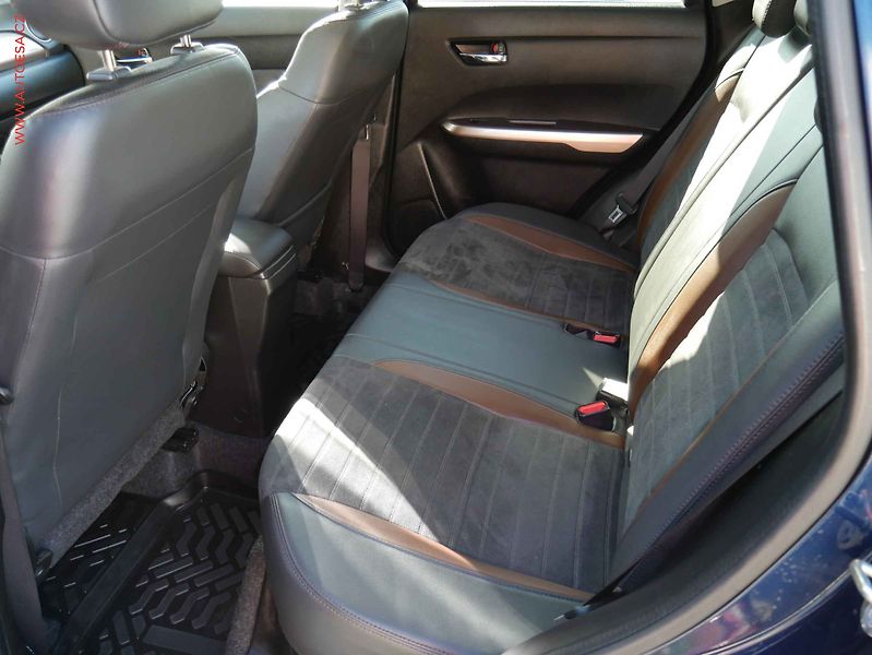 Suzuki Vitara (2018) 1.6VVTi 4x4, AC, TZ, park - fotka 10 z 21