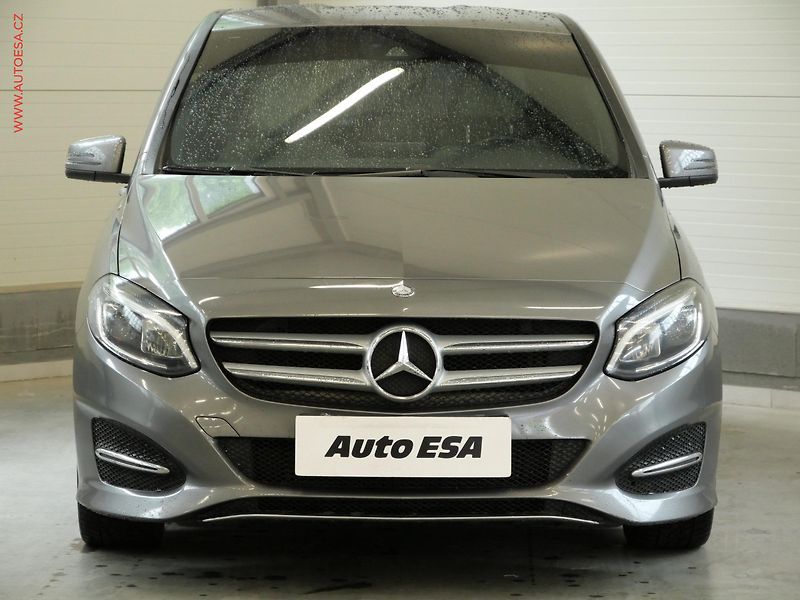 Mercedes-Benz Třídy B (2014) 2.2 CDi 4Matic B200, AT, LED - fotka 2 z 22
