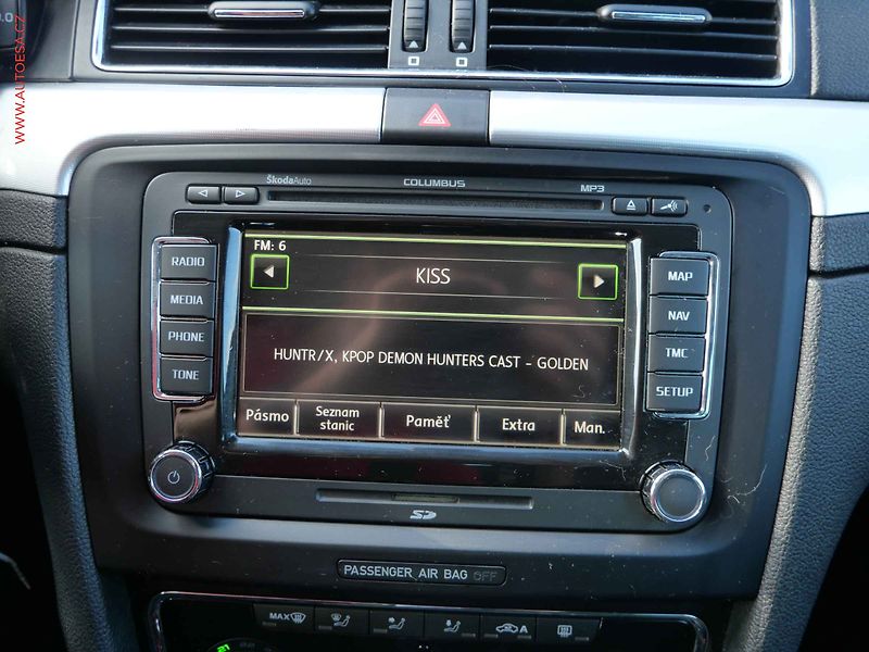 Škoda Superb (2012) 2.0TDi 4x4, Elegance, DSG - fotka 20 z 28