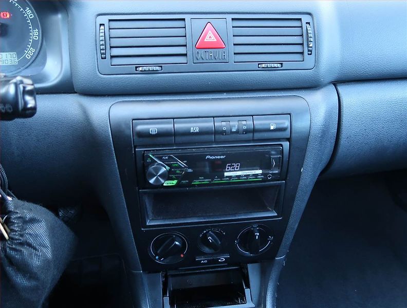 Škoda Octavia (2002) Ambiente 1.9 TDI, Eko.zaplacen - fotka 12 z 14