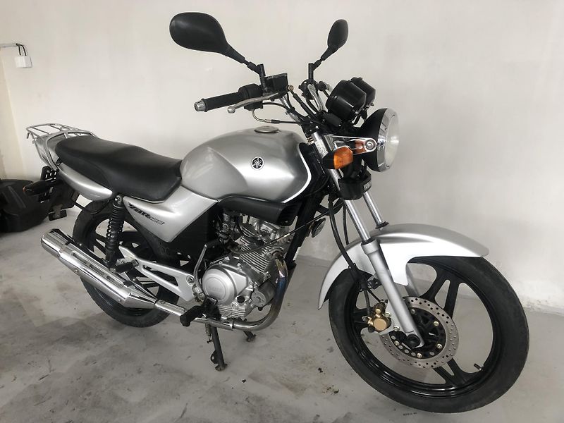 Yamaha YBR 125 - fotka 2 z 15