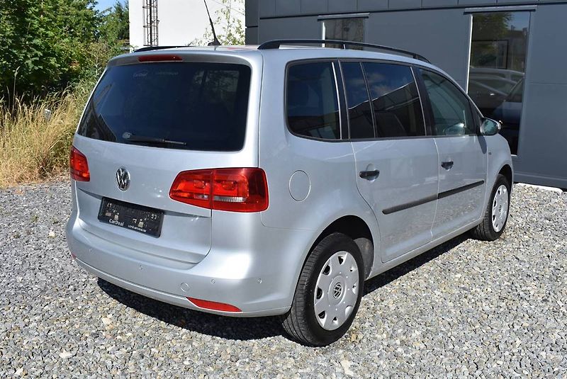 Volkswagen Touran 2,0 TDI DSG,1.M,PDC,KRÁSNÝ! - fotka 6 z 17