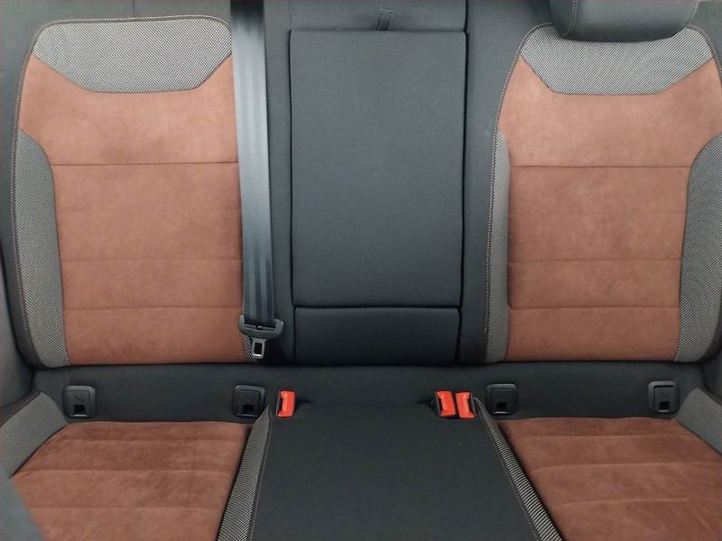 Seat Ateca (2018) 1.4 TSI - fotka 10 z 22
