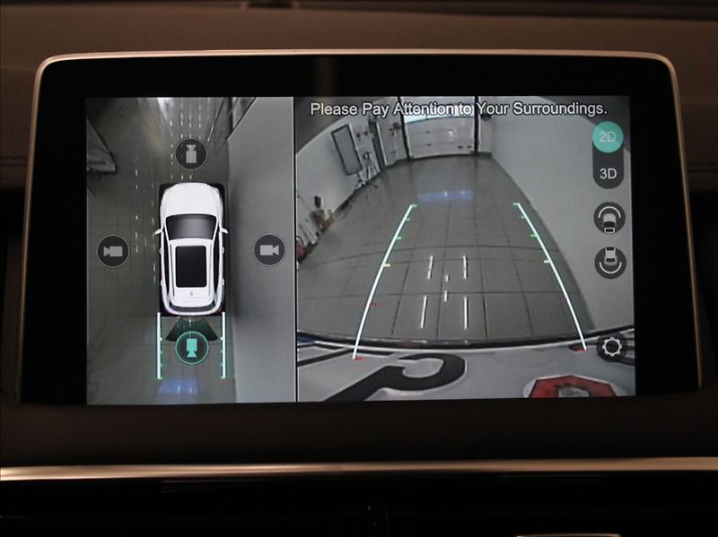 MG EHS 1,5 PHEV 190kW Exclusive PANO - fotka 11 z 28