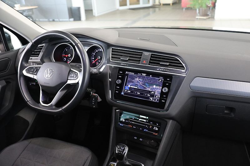 Volkswagen Tiguan (2023) 2.0TDI Navi LED Tažné LED - fotka 22 z 24